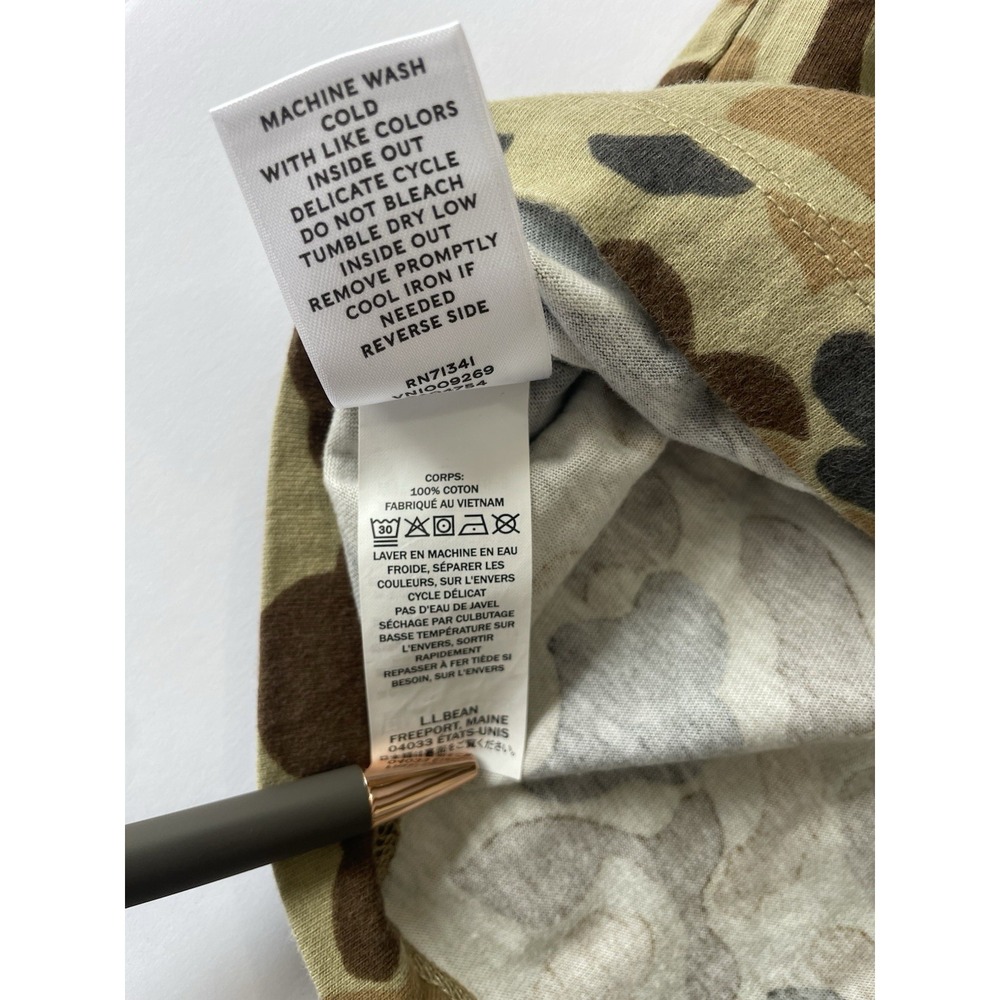 L.L. Bean Bean Signature Women's Medium Duck Camo V Neck T Shirt 100% Cotton - Picture 7 of 7